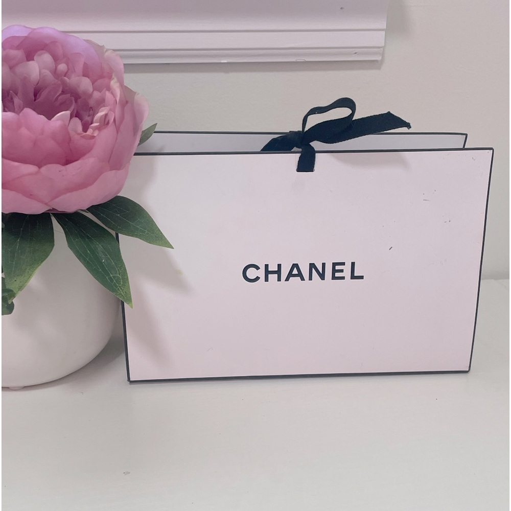 Chanel Mystery Giveaway $850 resale value. Just like this listing.